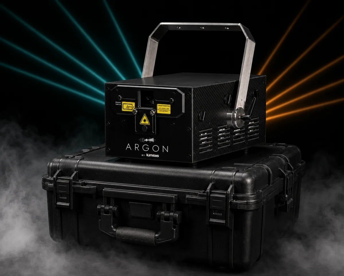 ARGON 20 / housing on a transport case with background laser scenography