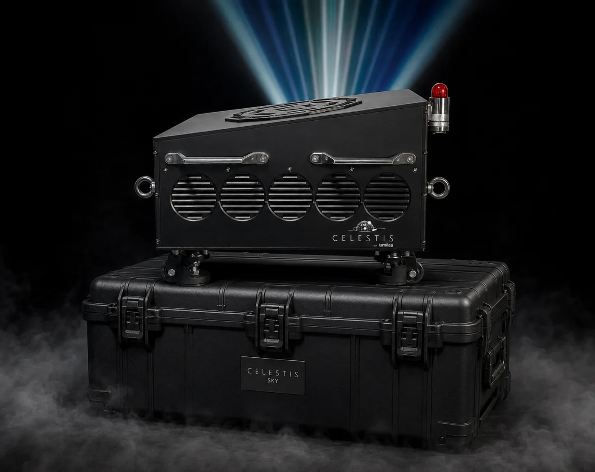 CELESTIS SKY / housing on a transport case with background laser scenography