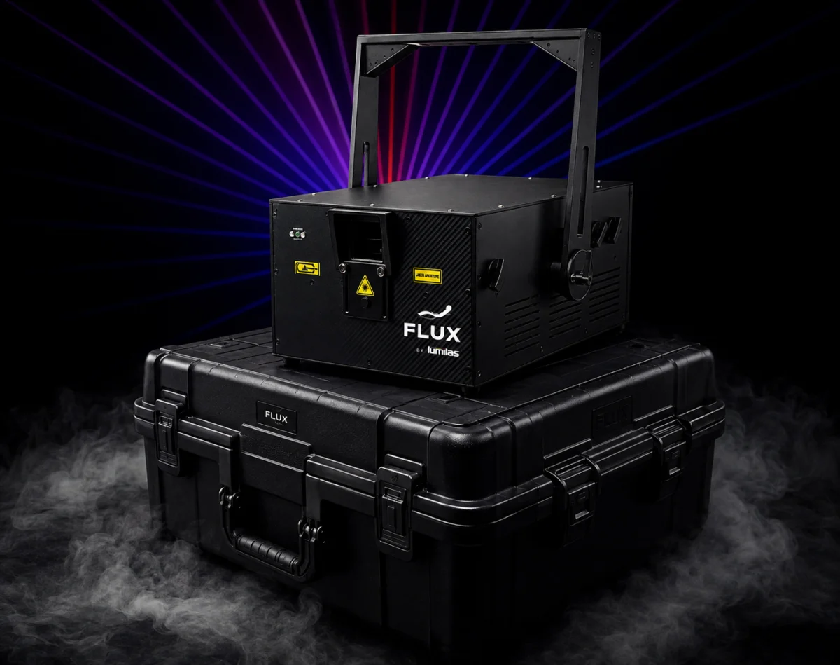 FLUX 48 / housing on a transport case with background laser scenography