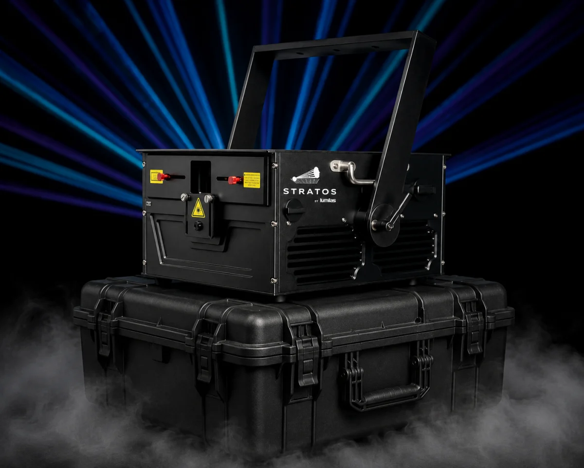STRATOS 35 / housing on a transport case with background laser scenography